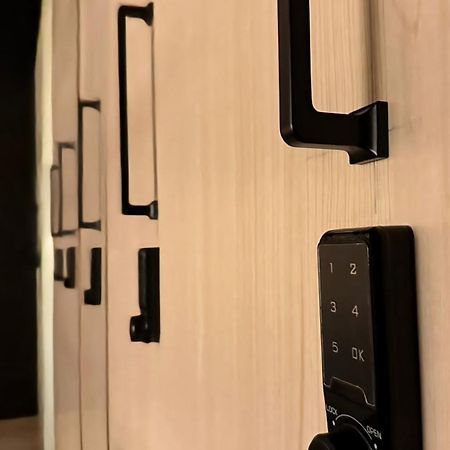 Westay Capsule Hostel Dubai Dış mekan fotoğraf